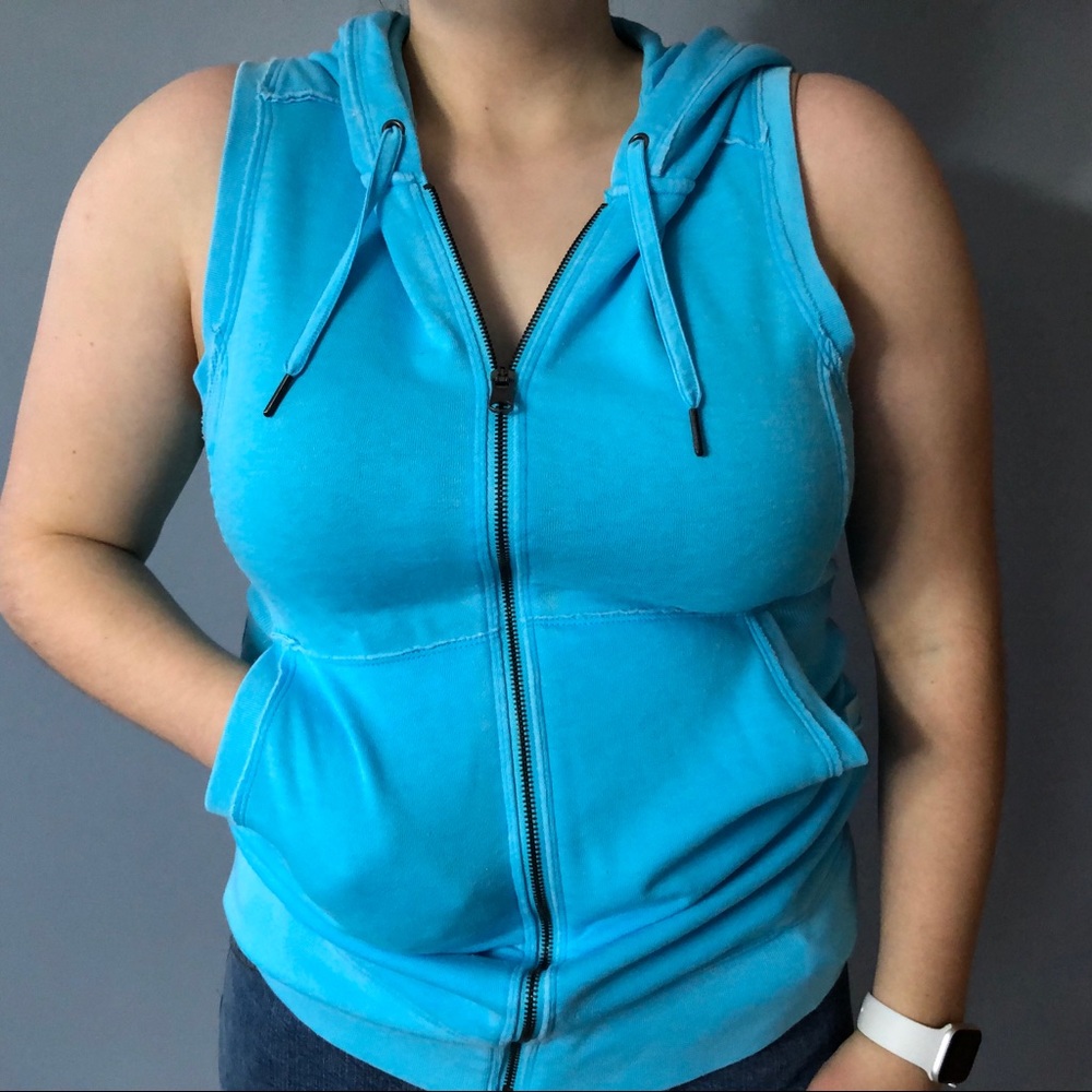 🏃🏻‍♀️CALVIN KLEIN Sleeveless Sweatshirt🏃🏻‍♀️